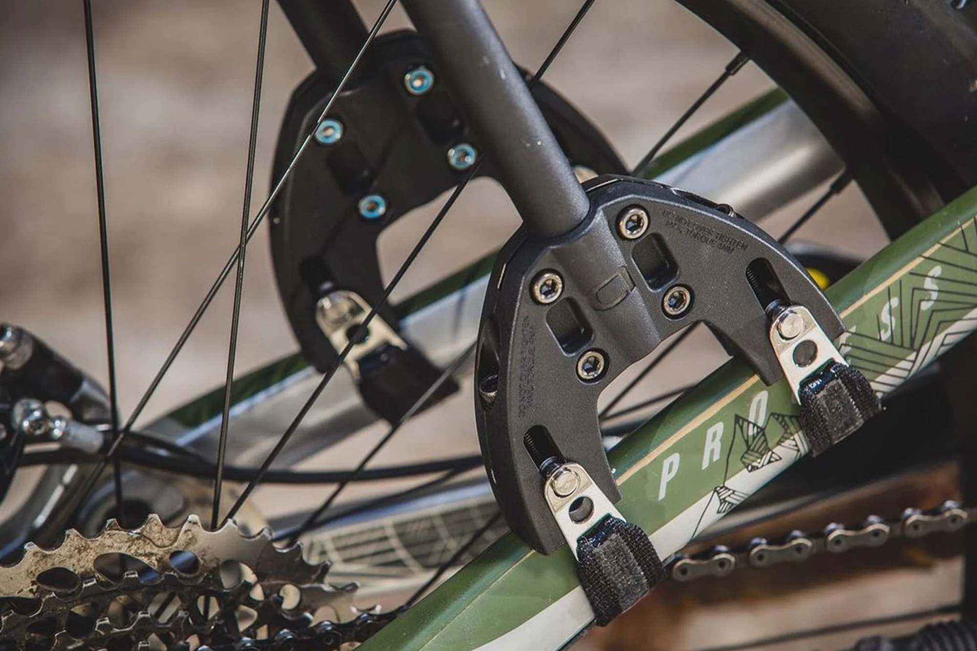 Spider Rear Rack & 8L Dry Bag Combo - Image 11